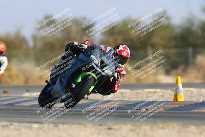 media/Jan-14-2024-SoCal Trackdays (Sun) [[2e55ec21a6]]/Turn 2 (1025am)/